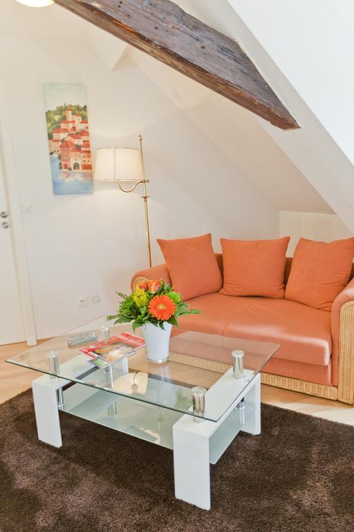Hotel Zum Goldenen Loewen Baden-Baden Rom bilde