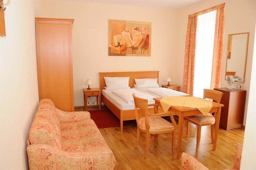 Hotel Zum Goldenen Loewen Baden-Baden Eksteriør bilde